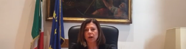 Video messaggio della Ministra De Micheli sull'obbligo dei seggiolini antiabbandono